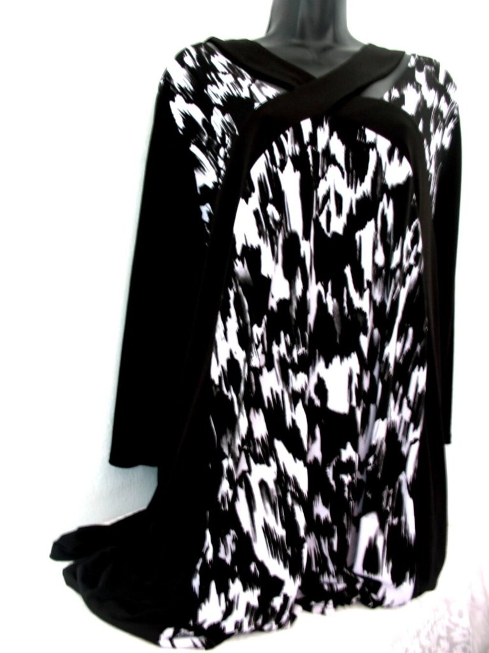 Avenue Brand Shirt Dress Maxi 3/4 Sleeves Black/White Size 30/32 equal to 4X